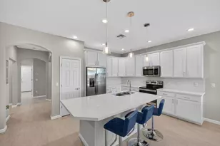 11249 SW Winding Lakes Circle, Port Saint Lucie, FL 34987 - Photo 9