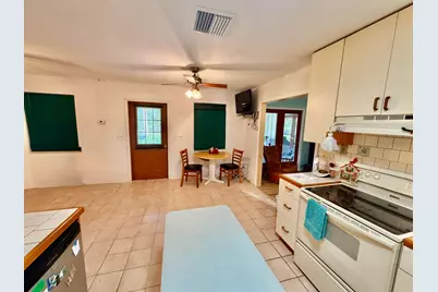 11031 Persimmon Boulevard, West Palm Beach, FL 33411 - Photo 21