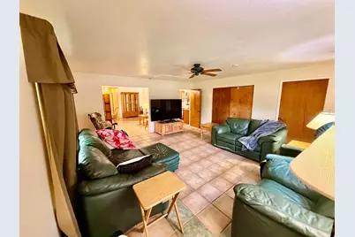 11031 Persimmon Boulevard, West Palm Beach, FL 33411 - Photo 9