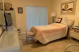 3402 Cynthia Ln, Lake Worth Beach, FL 33461 - Photo 9