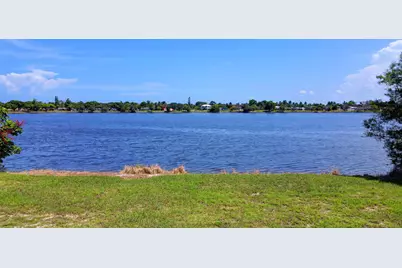 3402 Cynthia Lane #201, Palm Springs, FL 33461 - Photo 21