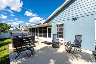 6876 Bronte Cir, Port Saint Lucie, FL 34952 - Photo 5