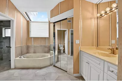 8225 Cassia Drive, Boynton Beach, FL 33472 - Photo 21