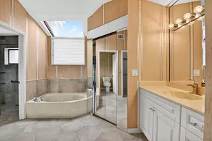 8225 Cassia Dr, Boynton Beach, FL 33472 - Photo 21