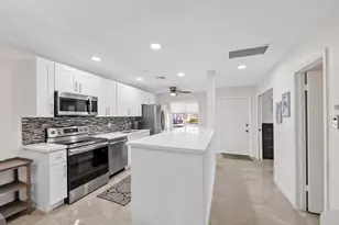 13984 Via Flora, Delray Beach, FL 33484 - Photo 9