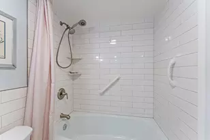 5480 N Ocean Dr, Singer Island, FL 33404 - Photo 17