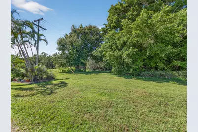 111 Lakes End Drive #B, Fort Pierce, FL 34982 - Photo 13