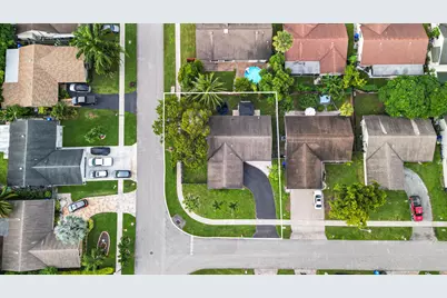 7527 SW 7th Street, Pompano Beach, FL 33068 - Photo 3