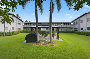 386 Sheffield P, West Palm Beach, FL 33417 - Photo 11