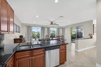 8400 Heritage Club Drive, West Palm Beach, FL 33412 - Photo 19
