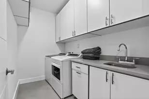 925 NE 6th St, Fort Lauderdale, FL 33304 - Photo 21