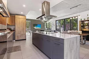 925 NE 6th St, Fort Lauderdale, FL 33304 - Photo 9