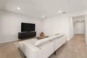 361 SE Filoli Dr, Port Saint Lucie, FL 34984 - Photo 9