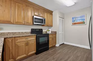 1100 SE Mitchell Ave, Port Saint Lucie, FL 34952 - Photo 9