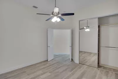 324 NW Bentley Circle, Port Saint Lucie, FL 34986 - Photo 17