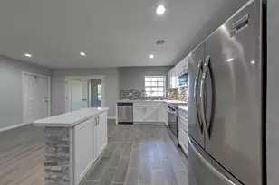 1768 Lakefront Blvd, Fort Pierce, FL 34982 - Photo 21