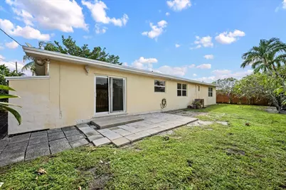 1409 Richard Lane, Lake Worth Beach, FL 33460 - Photo 23