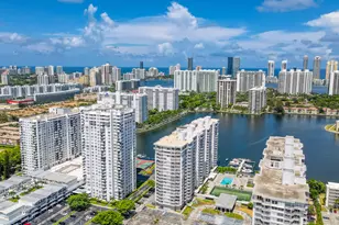 18051 Biscayne Blvd, Aventura, FL 33160 - Photo 1