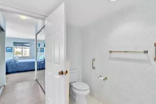 12565 Imperial Isle Dr, Boynton Beach, FL 33437 - Photo 23