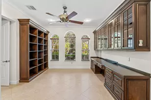 6071 NW 69th Way, Parkland, FL 33067 - Photo 13