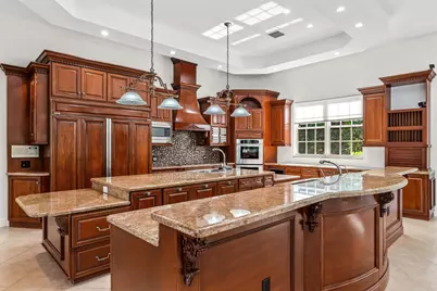 6071 NW 69th Way, Parkland, FL 33067 - Photo 9