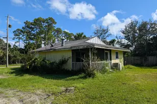 1500 SE Cove Rd, Stuart, FL 34997 - Photo 21