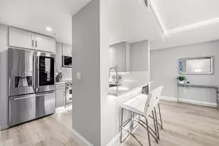 255 Evernia St, West Palm Beach, FL 33401 - Photo 5