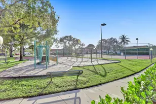 2401 Amherst Ct, Boynton Beach, FL 33436 - Photo 21