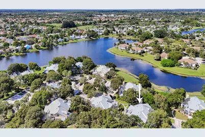 2401 Amherst Court, Boynton Beach, FL 33436 - Photo 23