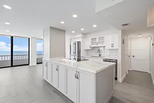 5510 N Ocean Dr, Singer Island, FL 33404 - Photo 7