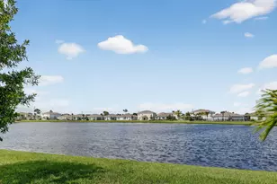 812 Persimmon Pl, Fort Pierce, FL 34981 - Photo 35