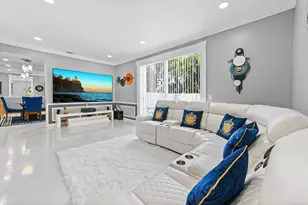 1078 Fairfax Cir W, Boynton Beach, FL 33436 - Photo 13