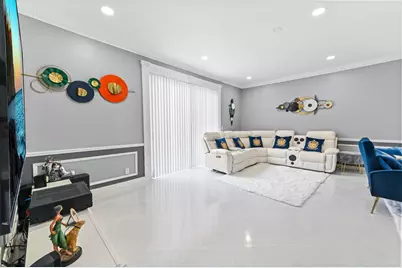 1078 Fairfax Circle W, Boynton Beach, FL 33436 - Photo 11