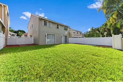 1078 Fairfax Circle W, Boynton Beach, FL 33436 - Photo 39