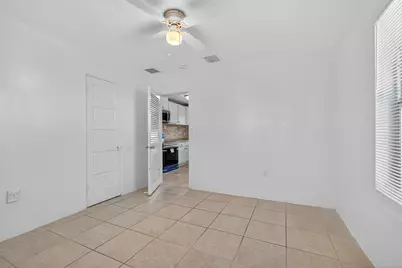 146 W 18th Street, West Palm Beach, FL 33404 - Photo 15