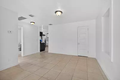 146 W 18th Street, West Palm Beach, FL 33404 - Photo 7