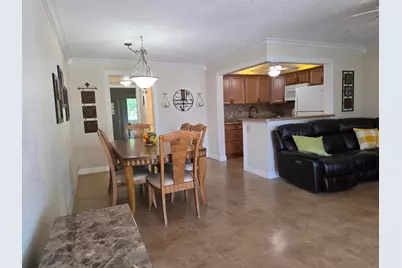 173 Kent J, West Palm Beach, FL 33417 - Photo 9