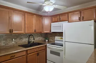 173 Kent J, West Palm Beach, FL 33417 - Photo 11