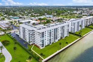 301 Lake Shore Dr, Lake Park, FL 33403 - Photo 55