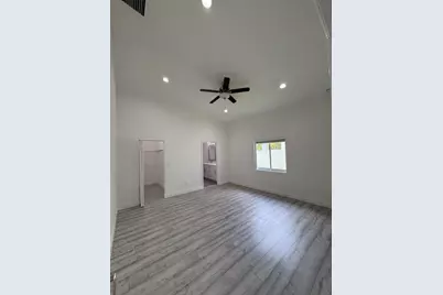 4522 NW 36th Court, Lauderdale Lakes, FL 33319 - Photo 5