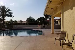 1561 Balfour Point Dr, West Palm Beach, FL 33411 - Photo 7