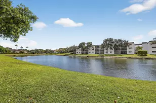 15453 Lakes of Delray Blvd, Delray Beach, FL 33484 - Photo 29