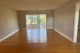 725 Lori Dr, Lake Worth Beach, FL 33461 - Photo 3