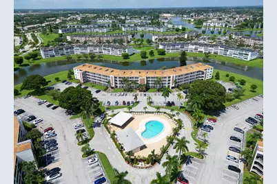 2044 Hythe C, Boca Raton, FL 33434 - Photo 3