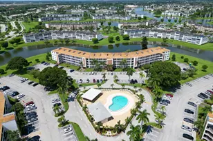 2044 Hythe C, Boca Raton, FL 33434 - Photo 3