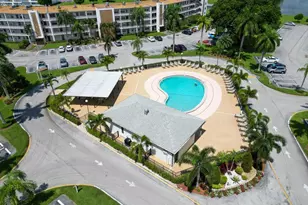 2044 Hythe C, Boca Raton, FL 33434 - Photo 29