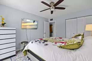 74 Normandy B, Delray Beach, FL 33484 - Photo 11