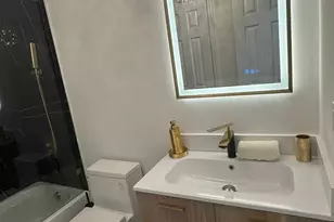 18 Selby Ln, Palm Beach Gardens, FL 33418 - Photo 13