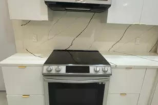 18 Selby Ln, Palm Beach Gardens, FL 33418 - Photo 9