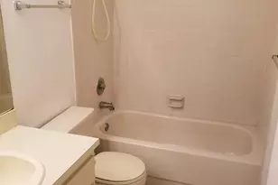 503 Springdale Cir, Palm Springs, FL 33461 - Photo 13